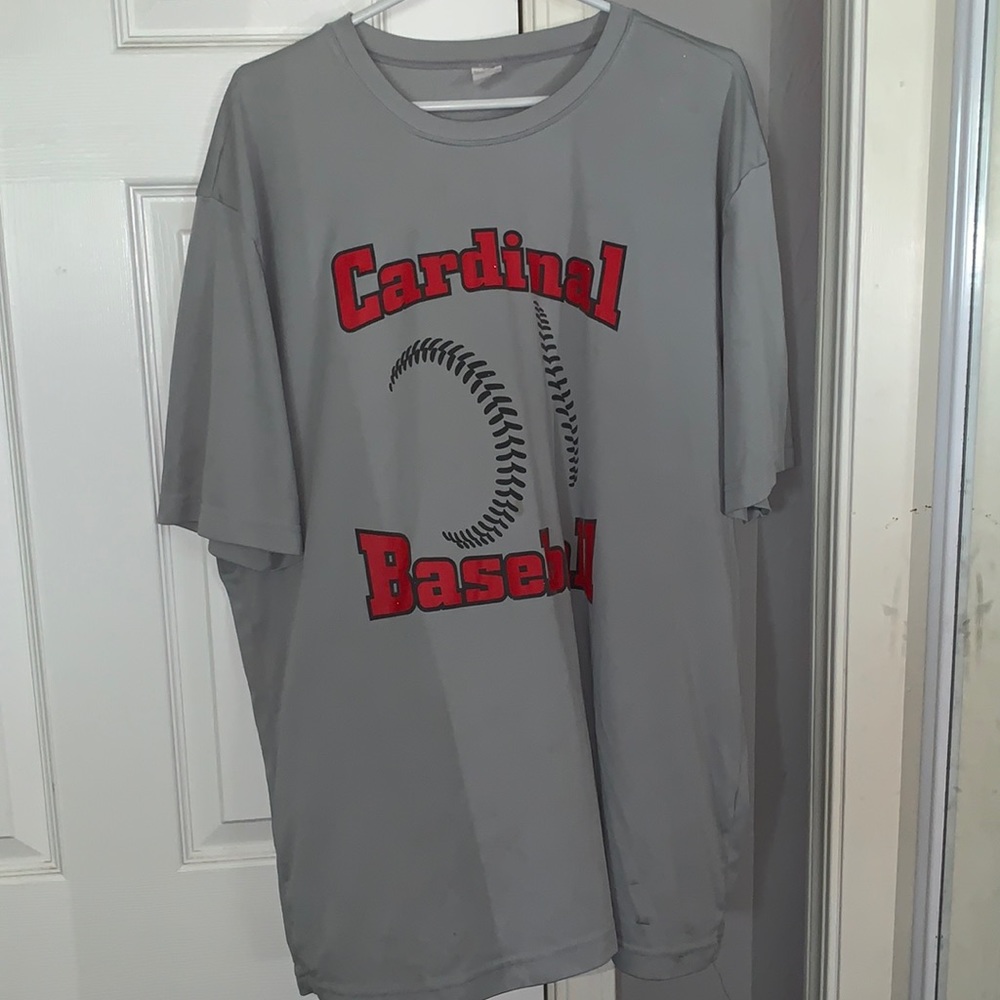Graphic tee